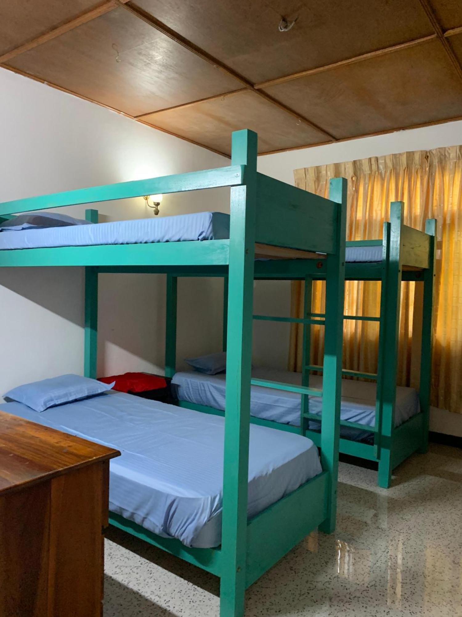 Ceylon Glory Hostel Negombo Extérieur photo
