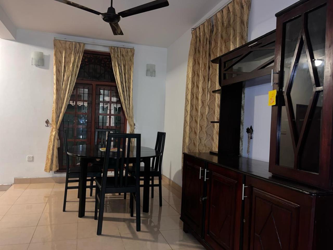 Ceylon Glory Hostel Negombo Extérieur photo