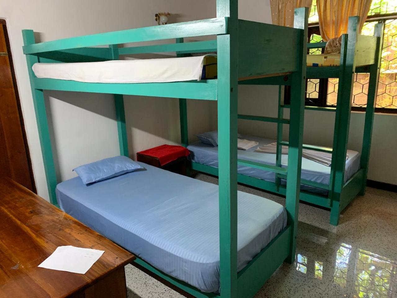Ceylon Glory Hostel Negombo Extérieur photo
